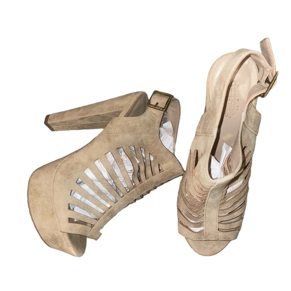 SOLD SOLD SOLD!!!!! - Picture 3 of 7